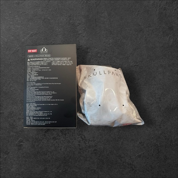 [AUTHENTIC] Skullpanda: You Found Me Series Plush – Moldy Muffin - Picture 5 of 6